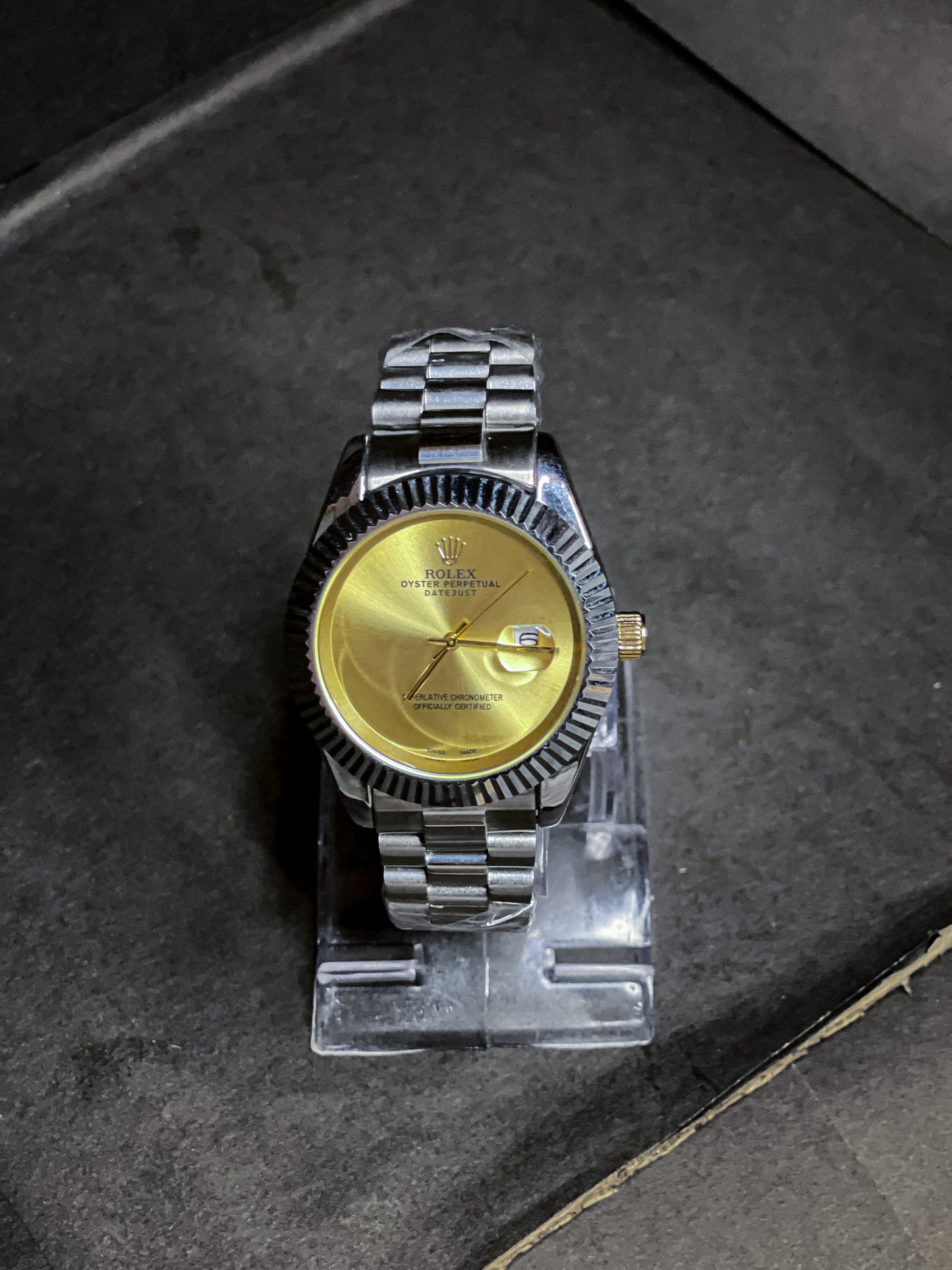 Rolex Oyster Perpetual Datejust – Luxury Stainless Steel Watch